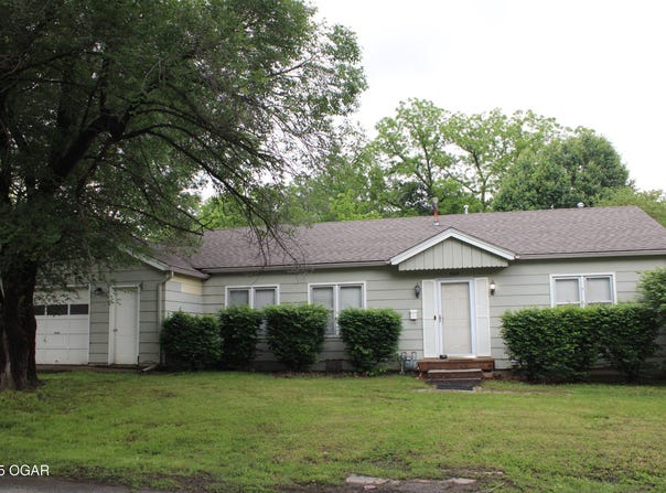 905 S Smelter Street, Pittsburg, KS 66762
