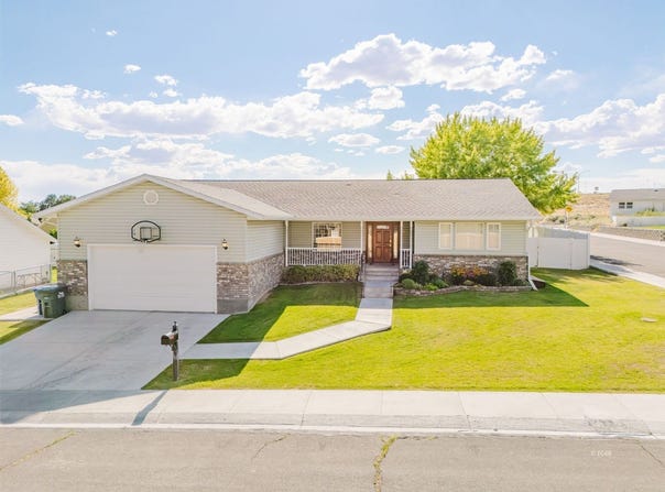 1301 DOTTA Drive, Elko, NV 89801