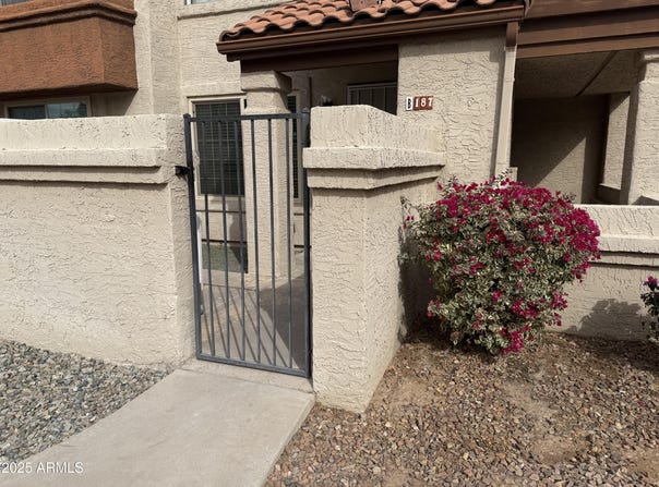 839 S Westwood, Mesa, AZ 85210