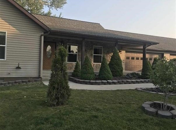 280 S 1st W #b, Soda Springs, ID 83276