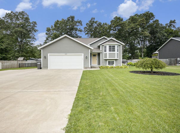 1055 Brian Drive, Muskegon, MI 49442