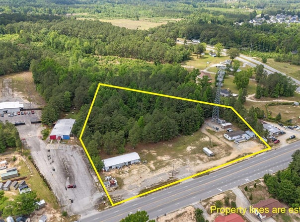 14230 Nc 210, Spring Lake, NC 28390