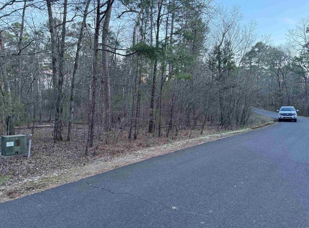 24 GLORIETO WAY, Hot Springs Village, AR 71909