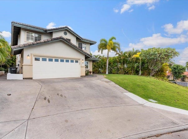 18 Puuaina Pl, Kahului, HI 96732