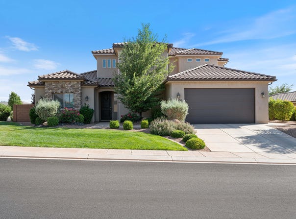 1056 E 3800 S, Washington, UT 84780