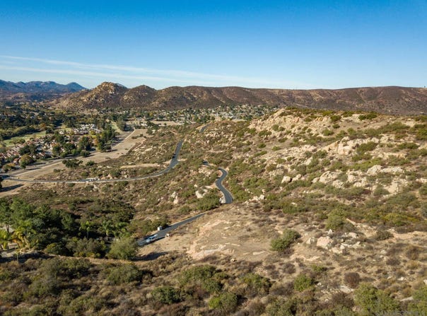 Camino Arriba unit: 3, Ramona, CA 92065
