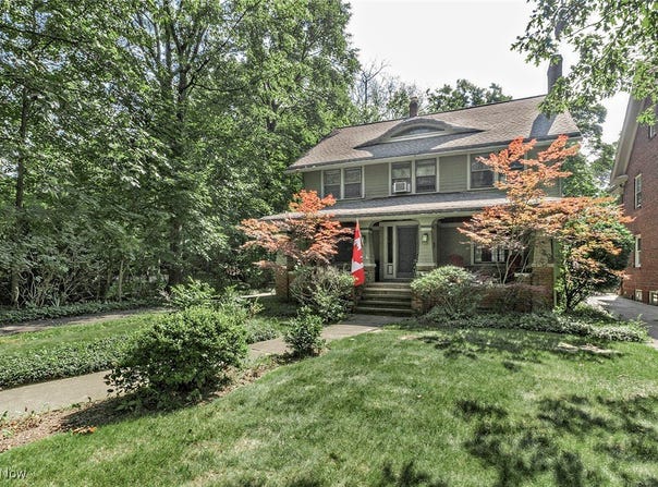 1539 Compton Road, Cleveland Heights, OH 44118