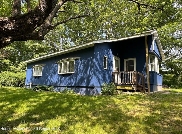 112 High Falls Road, Saugerties, NY 12477