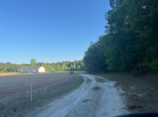 2552 Joseph Lemon Dingle  Rd., Manning, SC 29102