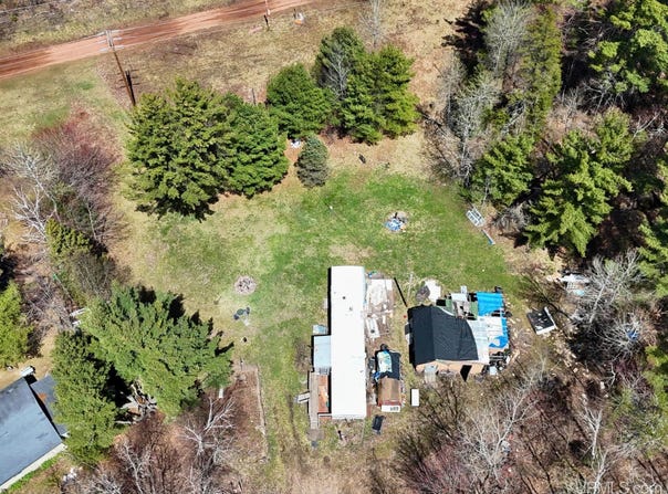 1906 E First Street, Little Lake, MI 49833