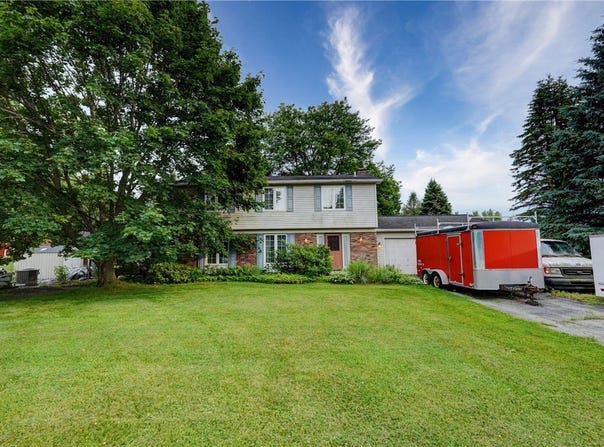 7416 Trillium, Victor, NY 14564