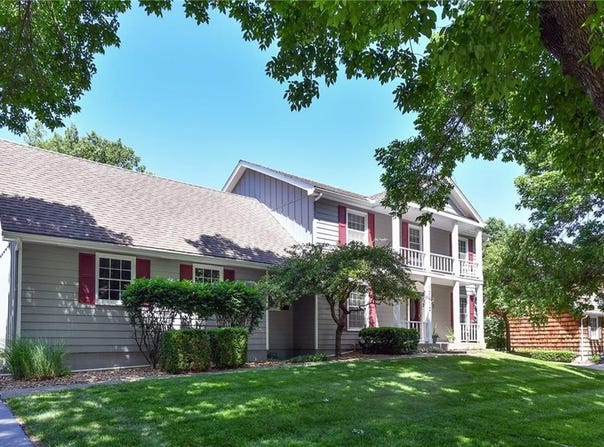 12012 Ensley Lane, Leawood, KS 66209