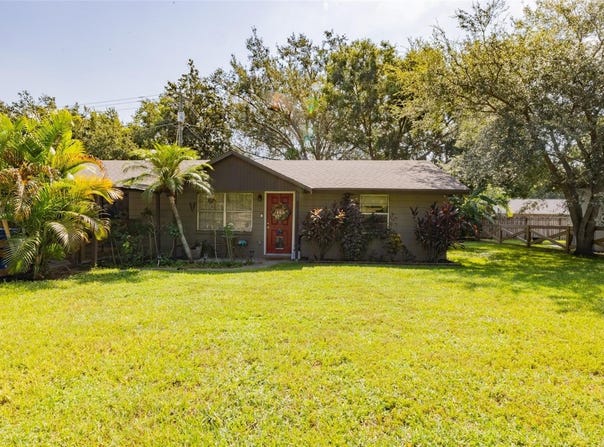 2612 S KINGSWAY ROAD, SEFFNER, FL 33584