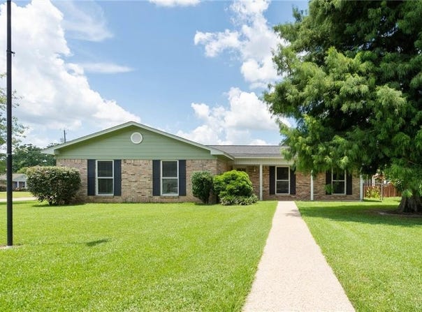 2040 Merrill Road, Mobile, AL 36695