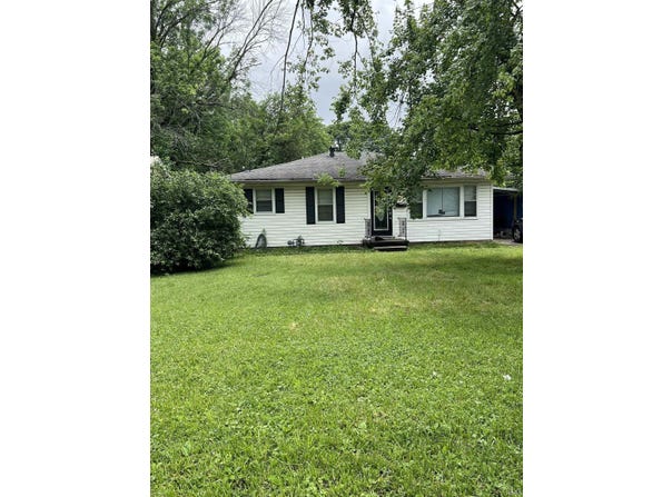 3009 Sweetser Avenue, Evansville, IN 47714-4046