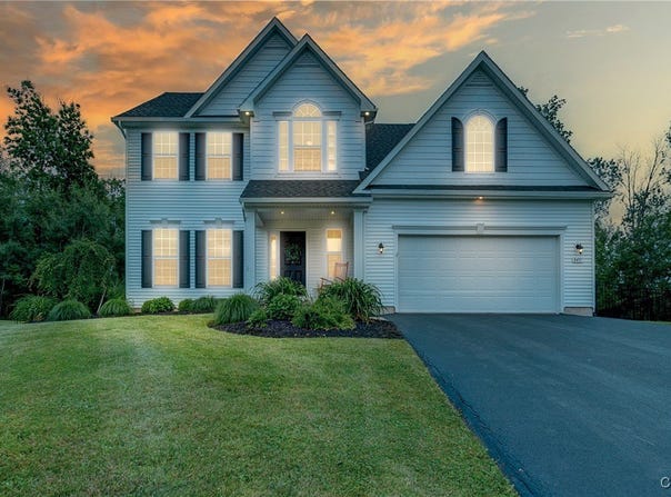 8497 Melo Circle, Clay, NY 13041