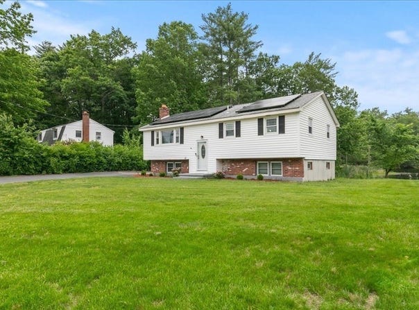 30 Shawnee, Pepperell, MA 01463