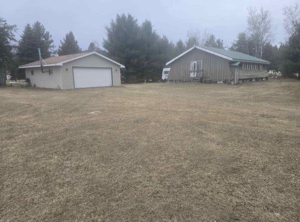 N9423 BRUNETTE Lane, CRIVITZ, WI 54414