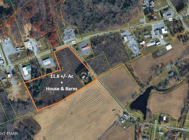 122 Mill Pond Road, Gilbert, PA 18331