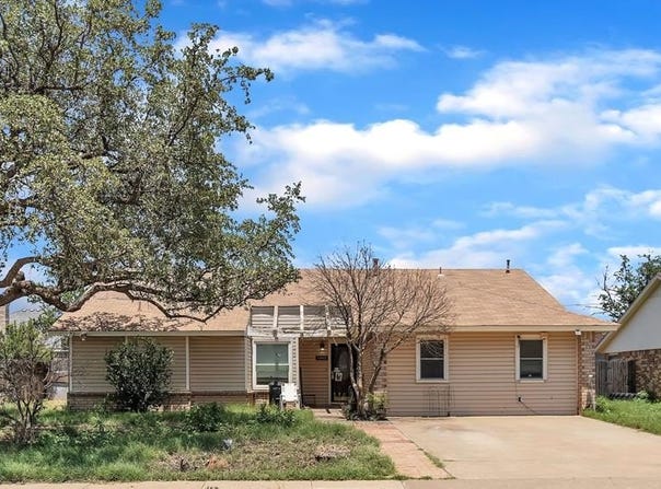 4502 Palmer Dr, Midland, TX 79705