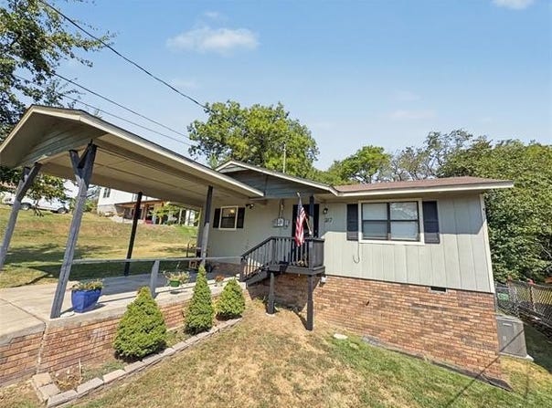 317 E South Street, Tahlequah, OK 74464