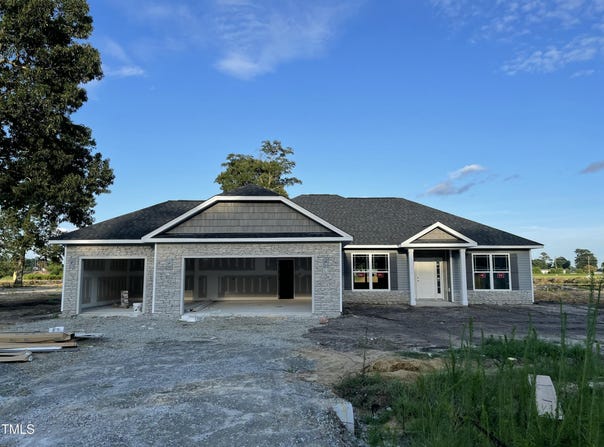 104 Oxford Court, La Grange, NC 28551