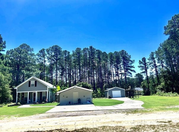 151 Mackay Trail, Elloree, SC 29047