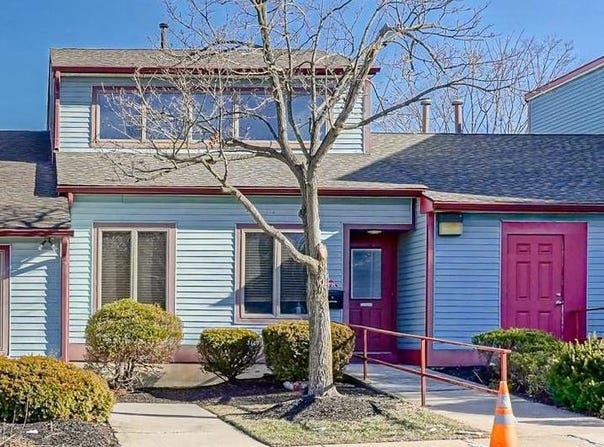 100 HERITAGE VALLEY DRIVE, SEWELL, NJ 08080