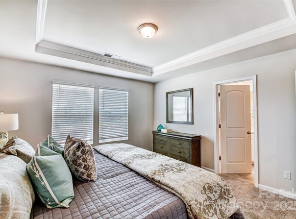 2644 Selbourne Drive, Gastonia, NC 28052