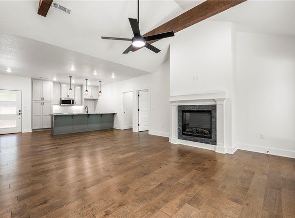 18 Melling Lane, Bella Vista, AR 72715