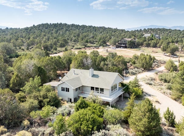 2254 E 1500 S, New Harmony, UT 84757