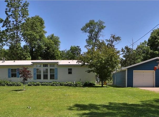 400 Riverdale Drive, Aitkin, MN 56431