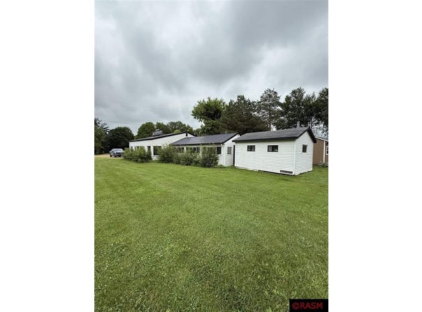106 N Shore Drive, Elysian, MN 56028