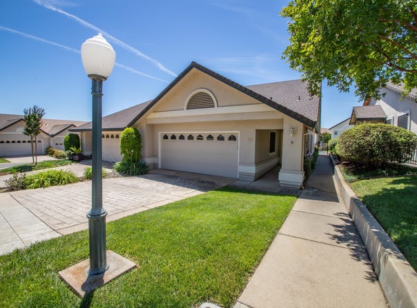 767 Doral Trail, Redding, CA 96003