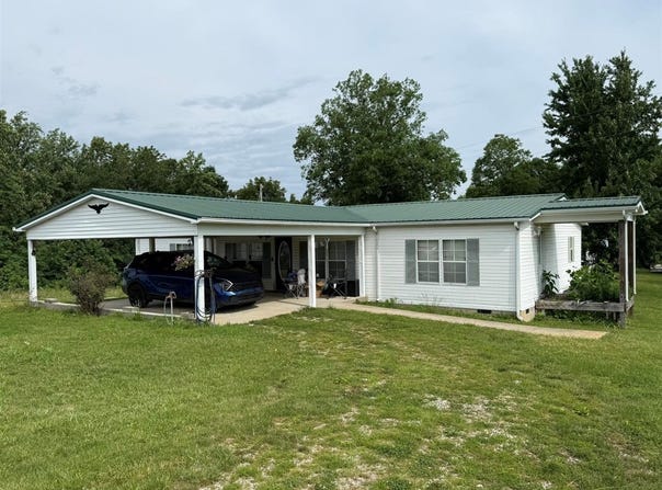 120 Center Point Loop, Munfordville, KY 42765
