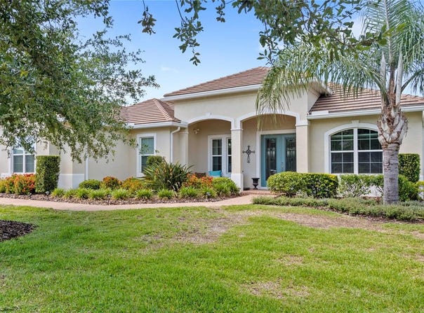 31754 RED TAIL BOULEVARD, SORRENTO, FL 32776