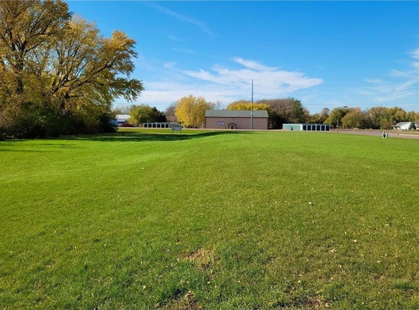 Tbd Appel, Springfield, MN 56087