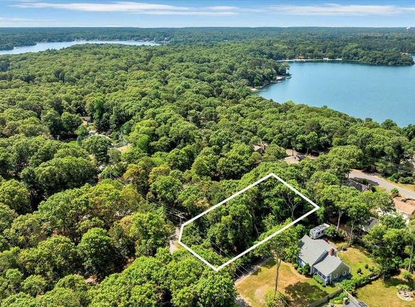 66 Highland Street, Mashpee, MA 02649