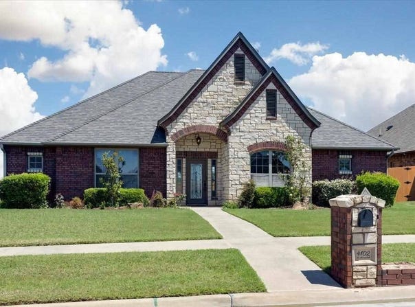 4102 NE Mossy Oak, Lawton, OK 73505