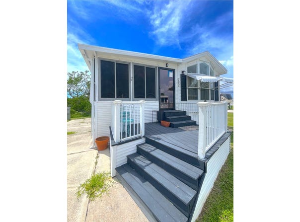792 Chippewa Trail, Fort Myers Beach, FL 33931