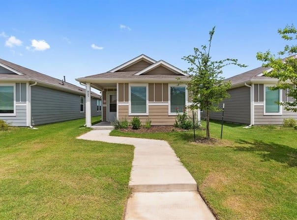 465 Corsair Way, Ferris, TX 75125