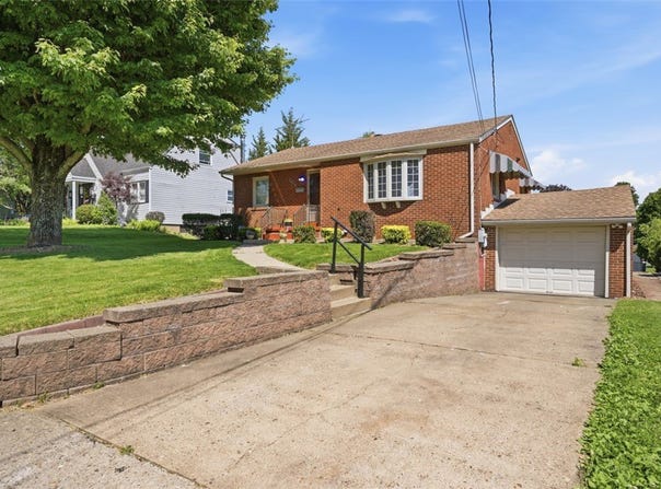 205 Nebraska, Lower Burrell, PA 15068