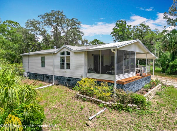 7480 W Dunklin Street, Dunnellon, FL 34433