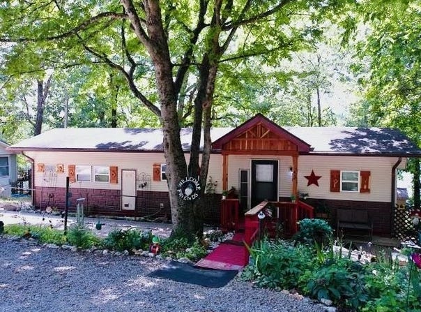 Highland, AR 72542