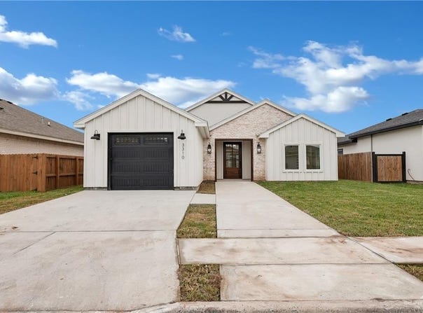 3310 Las Vistas Lane, Weslaco, TX 78596