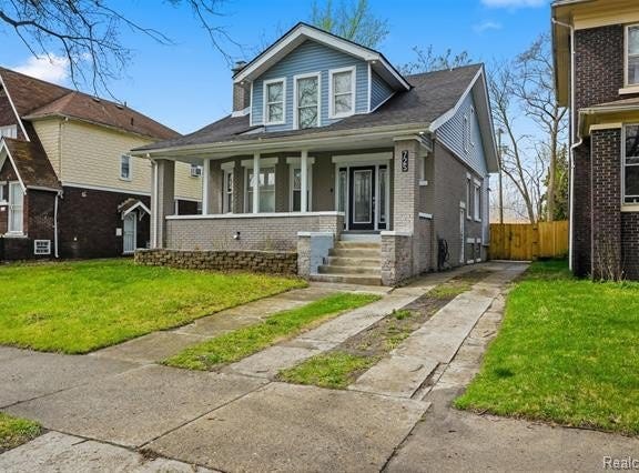 725 Lakewood Street, Detroit, MI 48215