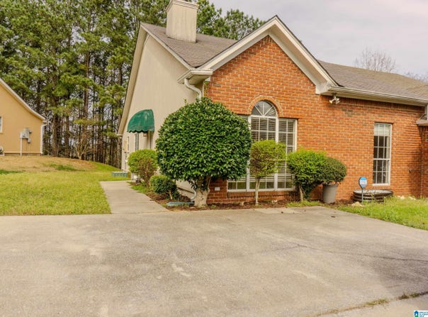 102 CANYON TRAIL, PELHAM, AL 35124