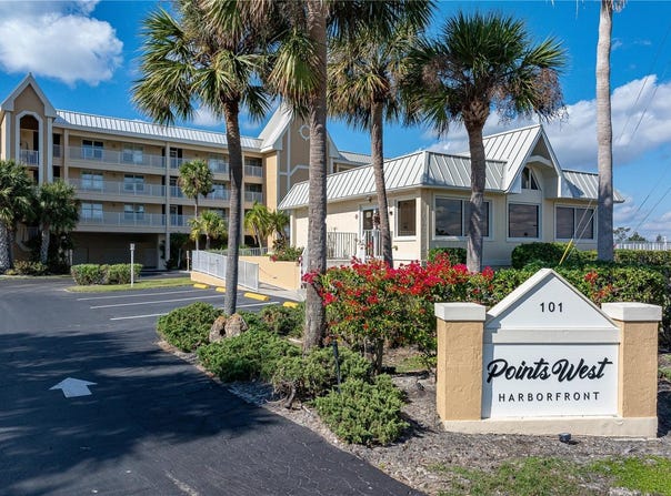 101 N MARION COURT, PUNTA GORDA, FL 33950