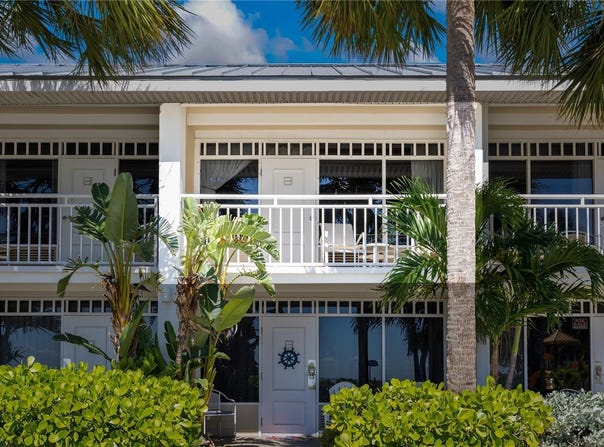 611 DESTINY DRIVE, RUSKIN, FL 33570