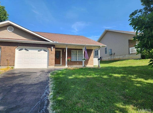 1604 Napoleon Drive, Bonne Terre, MO 63628